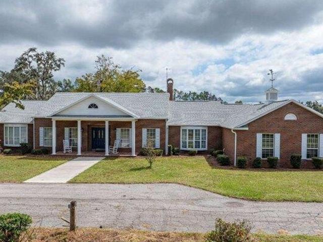House for sale in Suwannee, Florida