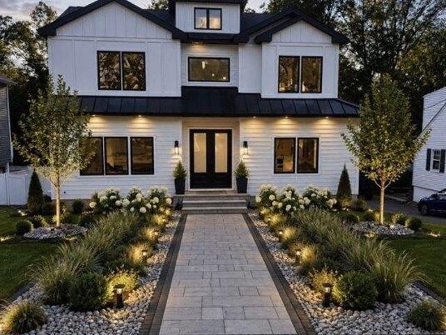 House for sale in Livingston, New Jersey