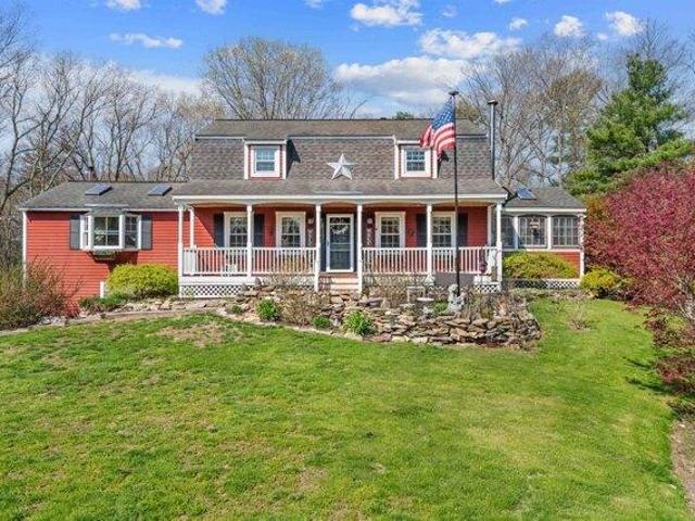 House for sale in New Hampshire