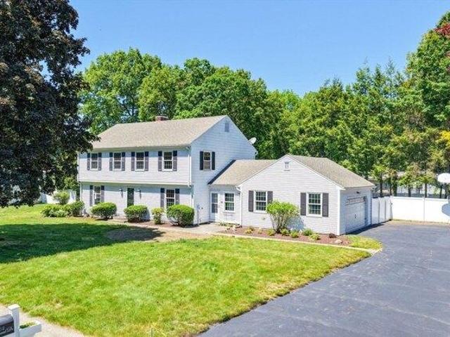 House for sale in Hampden, Massachusetts