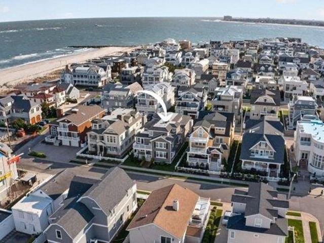 House for sale in Longport, New Jersey