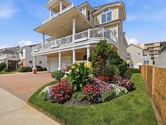 House for sale in Longport, New Jersey