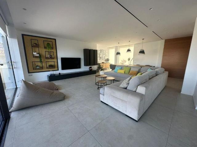 Casa en alquiler en Arroyo de la Miel-Benalmádena Costa, Costa del Sol Occidental