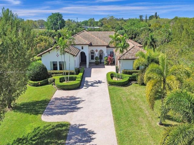 Villa for rent in Davie