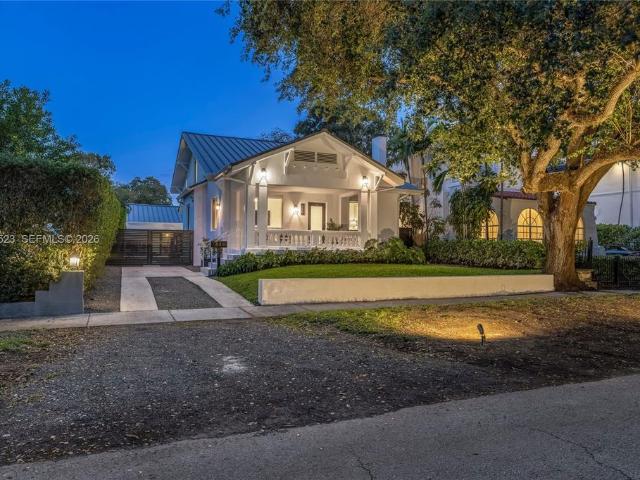 Detached House for rent in El Portal, Florida
