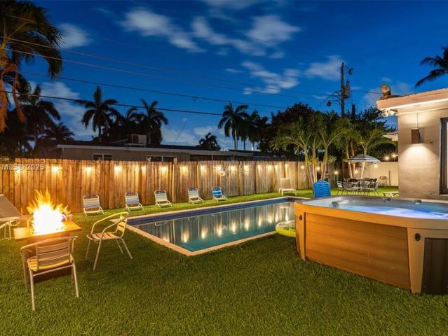 Villa for rent in Hallandale
