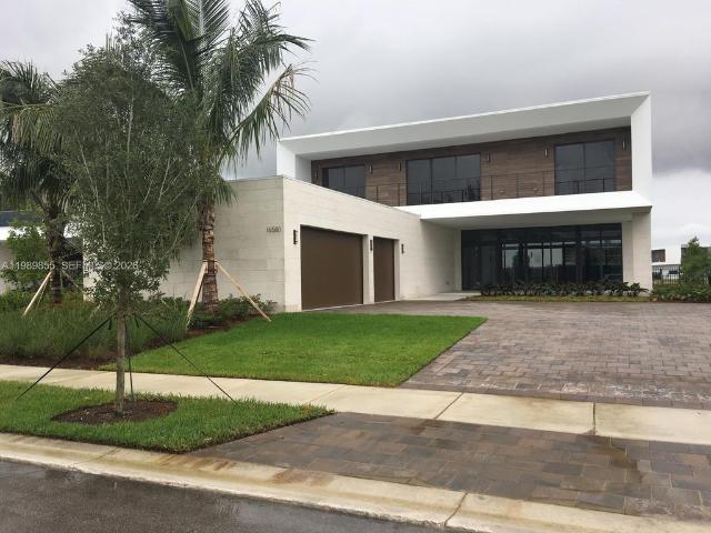 Detached House for rent in Weston, Florida