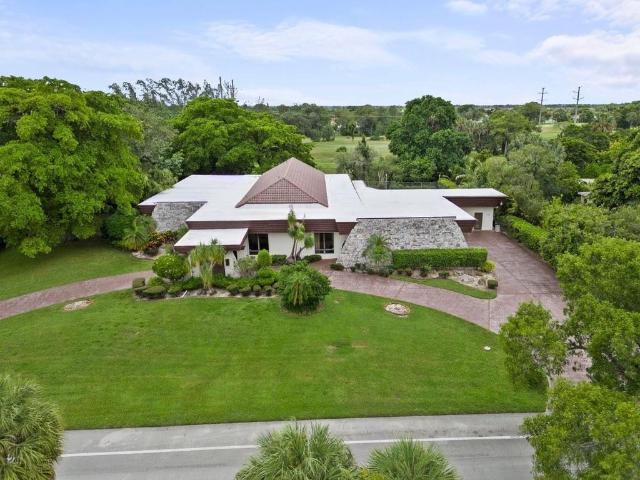 Villa for sale in Fort Lauderdale