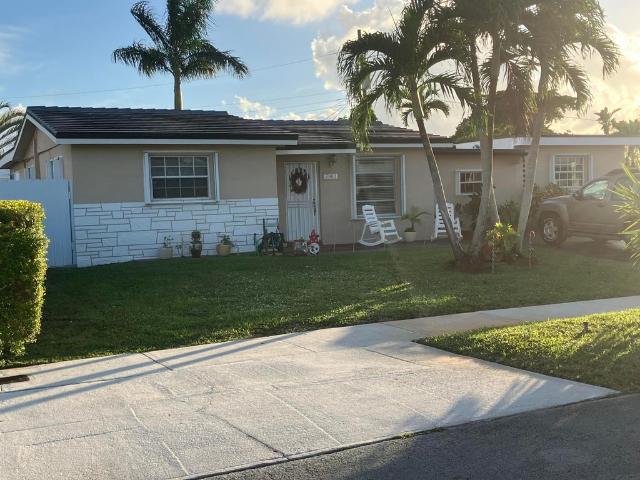 Detached House for sale in Hialeah, Florida