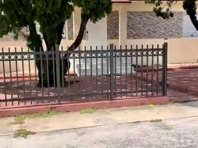 Villa for sale in Hialeah