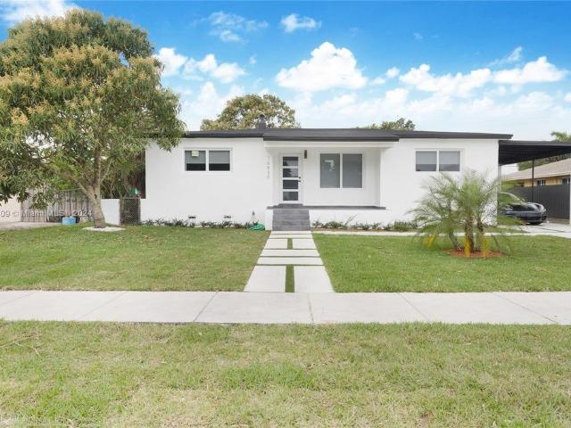 Villa for sale in North Miami Beach