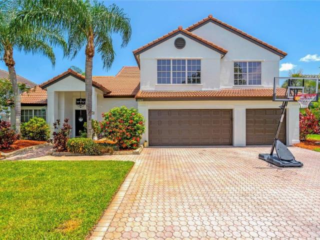 Villa for sale in Pembroke Pines