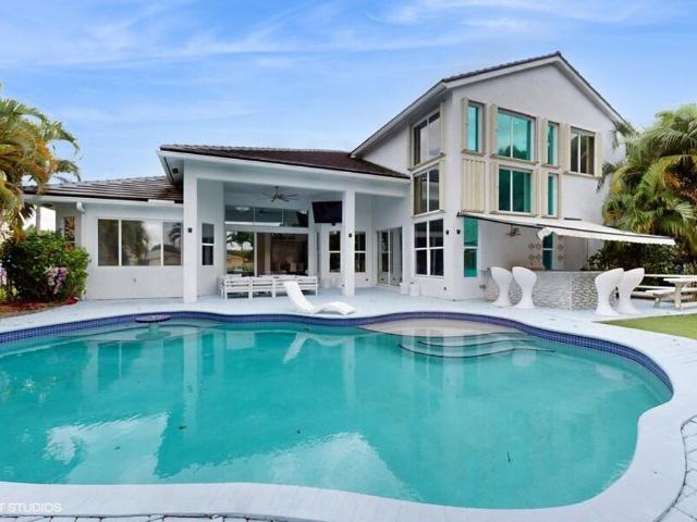 Detached House for sale in Wellington
