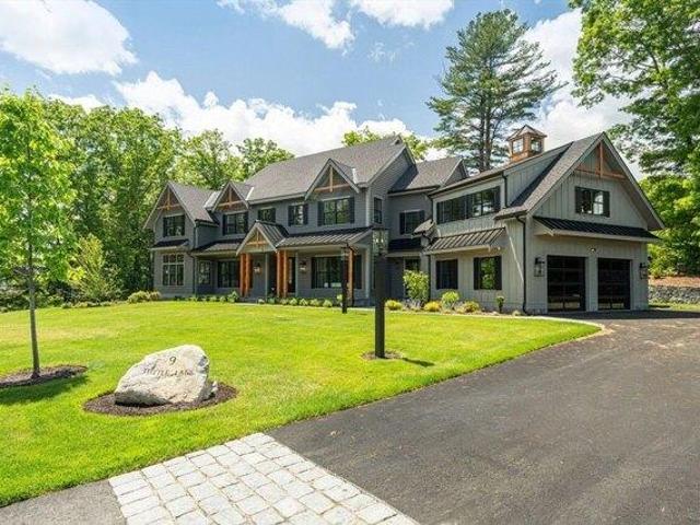House for sale in Lynnfield, Massachusetts