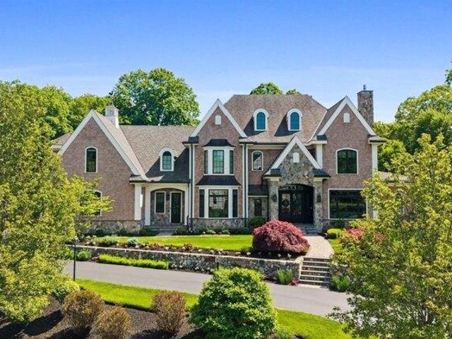 House for sale in Lynnfield, Massachusetts