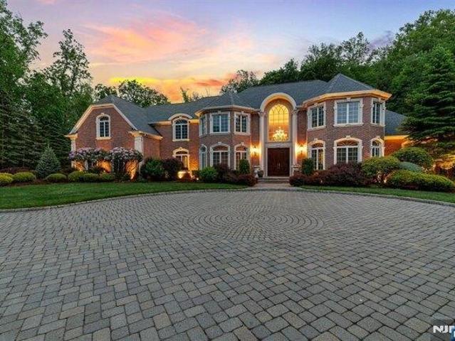 House for sale in Mahwah, New Jersey