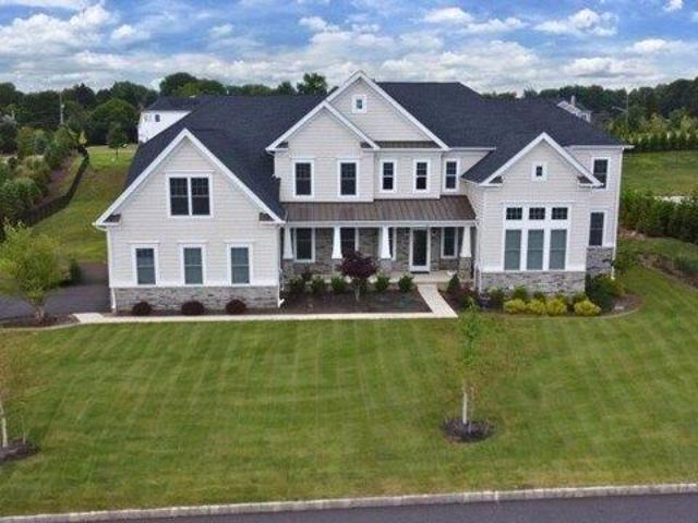 House for sale in Mahwah, New Jersey