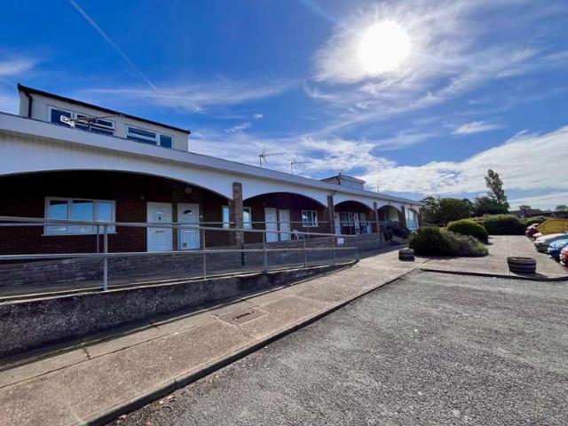 Maisonette for rent in Brightlingsea, Dale Hill