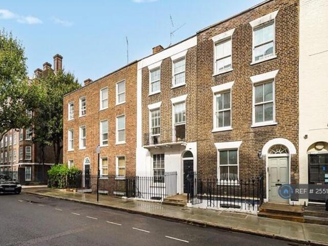 Maisonette for rent in Cat Hill, England