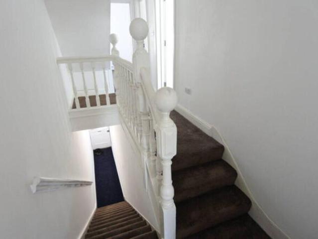Maisonette for rent in Cat Hill