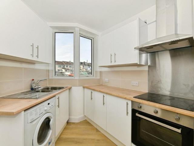 Flat for sale in Filton, South Gloucestershire