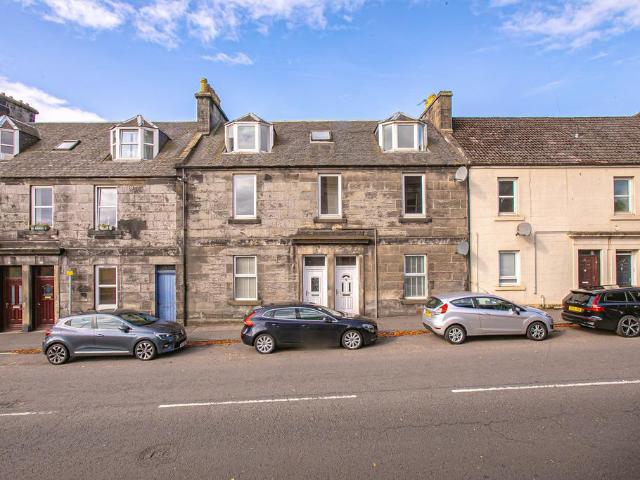 Flat for sale in Abbey Parks, Dunfermline