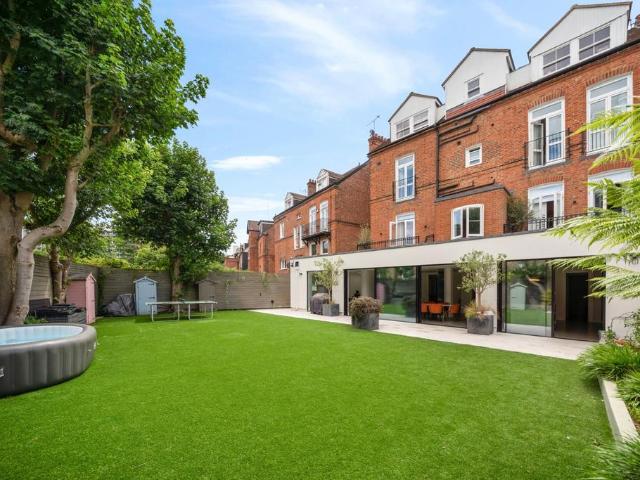 Flat for sale in Belsize Park, Isle Of Man