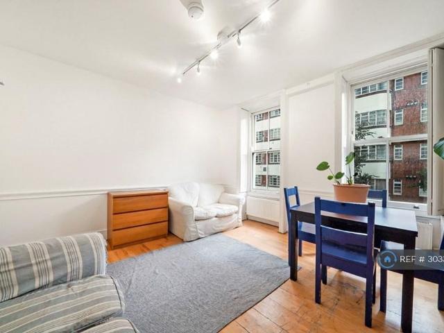 House for rent in Chalk Farm, Greater London