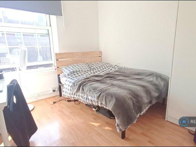 Flat for rent in Clapham, Greater London