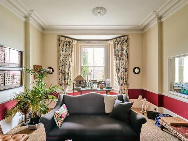 House for rent in London Borough of Hounslow, Greater London