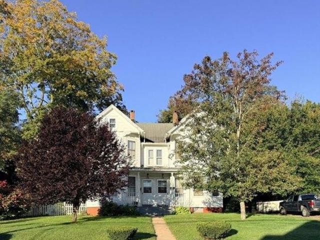 House for sale in Manchester, Capitol Planning Region