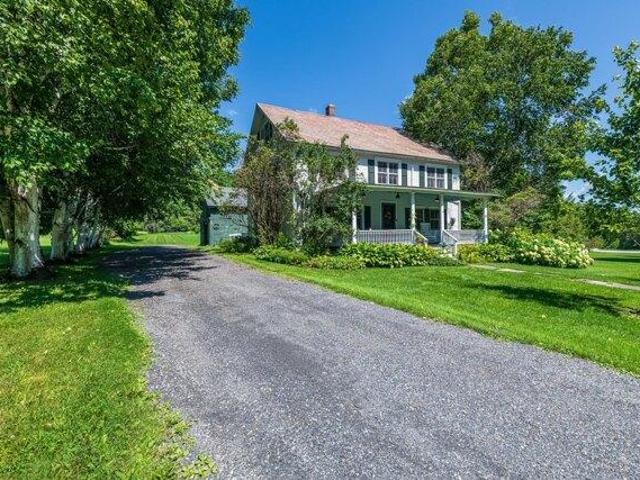 House for sale in Manchester, Bennington