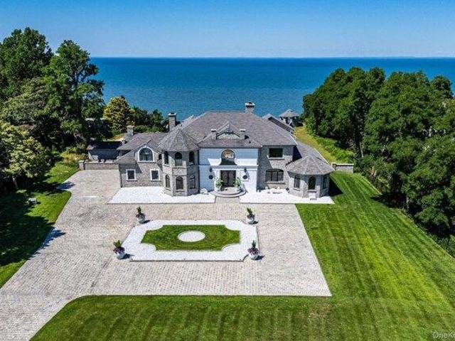 House for sale in Argyle, New York