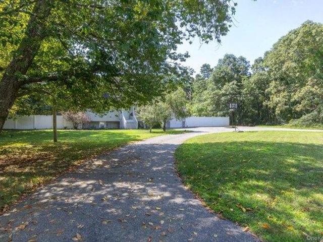 House for sale in Centereach, New York