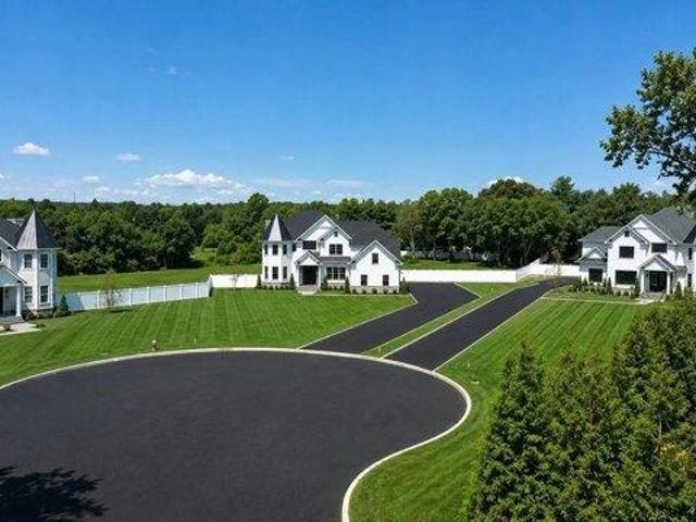 House for sale in Huntington, New York