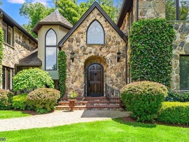 House for sale in Bernardsville, New Jersey