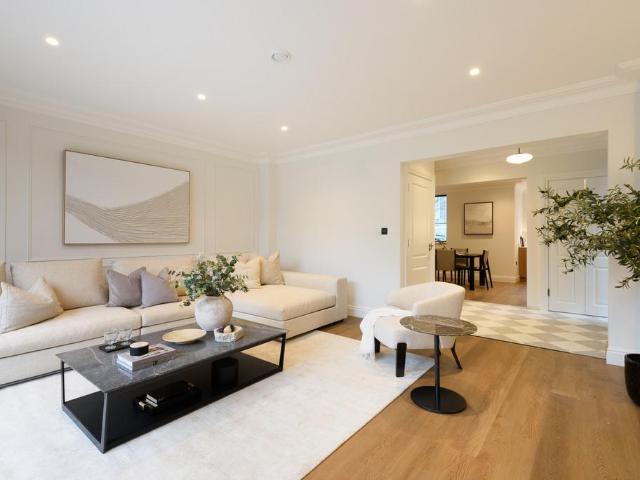 House for sale in London Borough of Ealing, Greater London