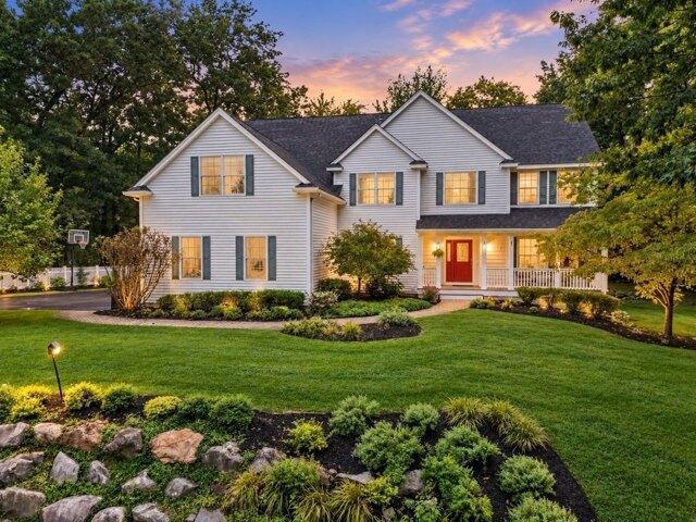 House for sale in Middleton, Essex County
