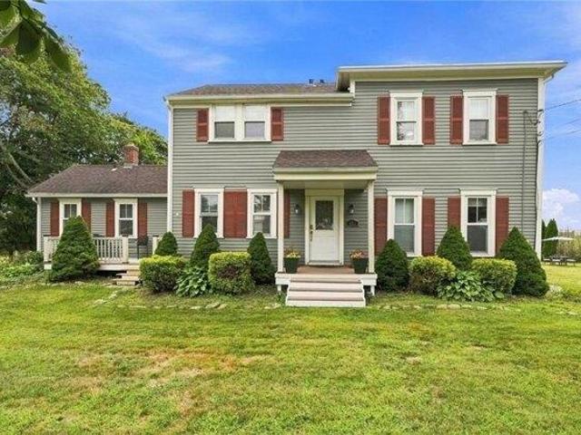 House for sale in Middletown, Rhode Island