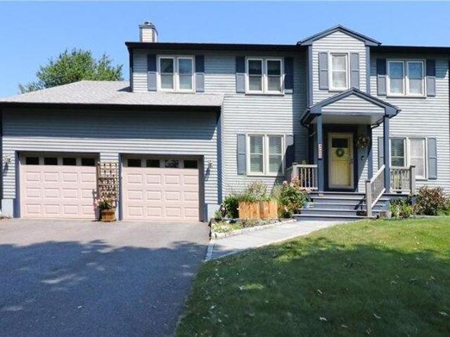 House for sale in Middletown, Rhode Island