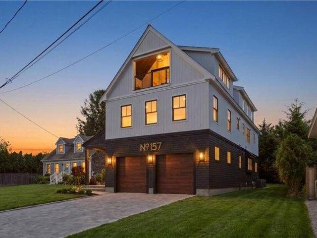 House for sale in Middletown, Rhode Island