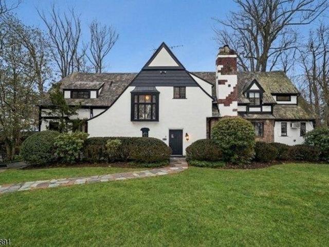 House for sale in Millburn, New Jersey