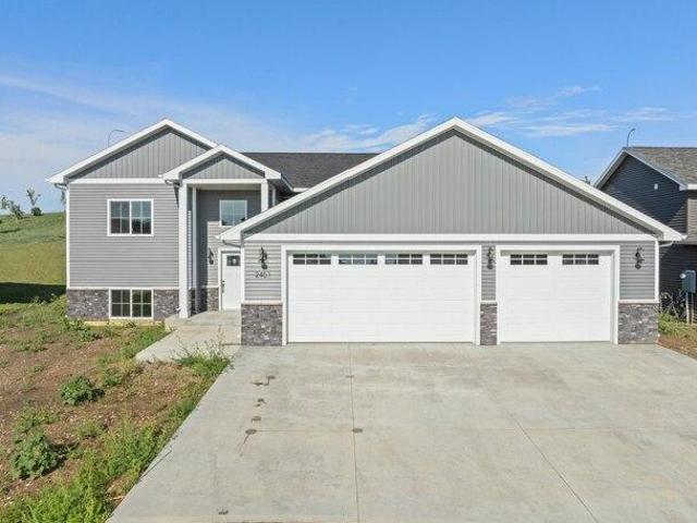 House for sale in Minot, North Dakota