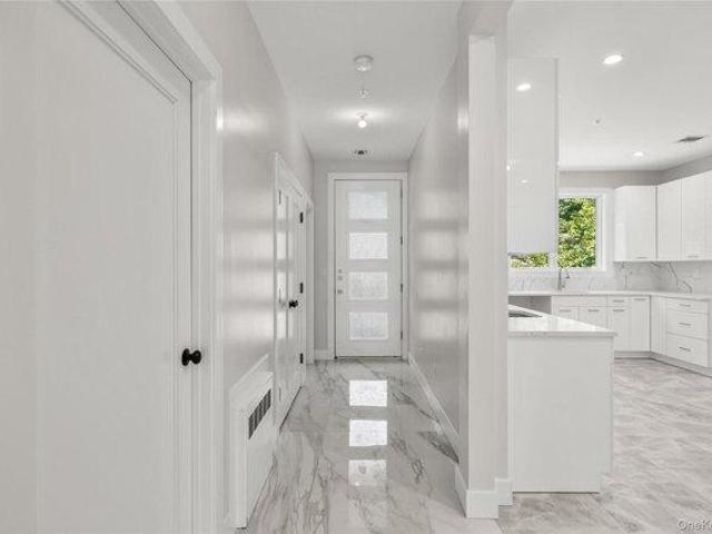 Condo for sale in Rockland, New York