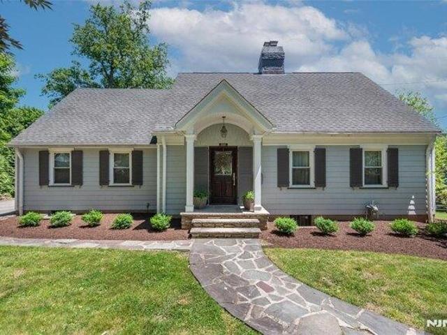 House for sale in Passaic, New Jersey