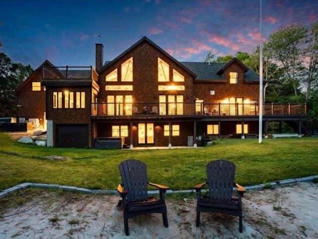 House for sale in New Hampshire