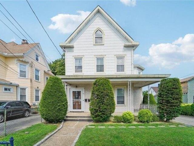 House for sale in Mount Vernon, New York