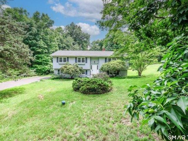 House for sale in New Fairfield, Connecticut