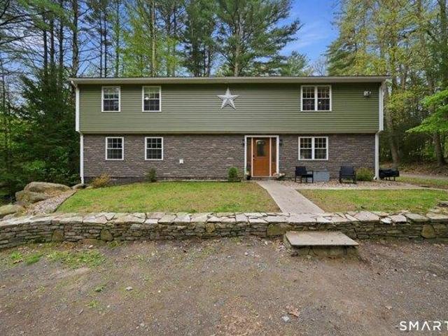 House for sale in New Hartford, Connecticut