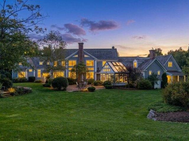 House for sale in Elkins, New London